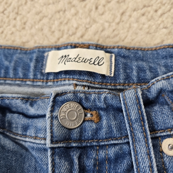 NWT Madewell The High Rise Slim BoyJean Distressed Size 25 - Picture 8 of 16